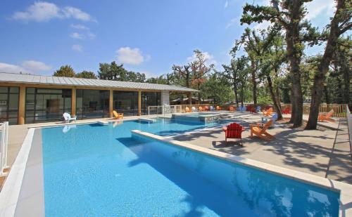 Gallery image of Albirondack Camping Lodge & Spa in Albi