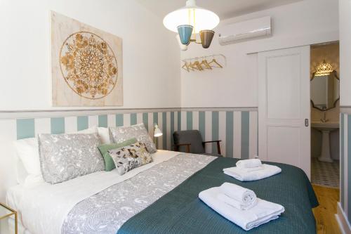 2 beautiful bdr upscale flat embracing Tejo!