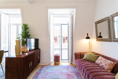 2 beautiful bdr upscale flat embracing Tejo!