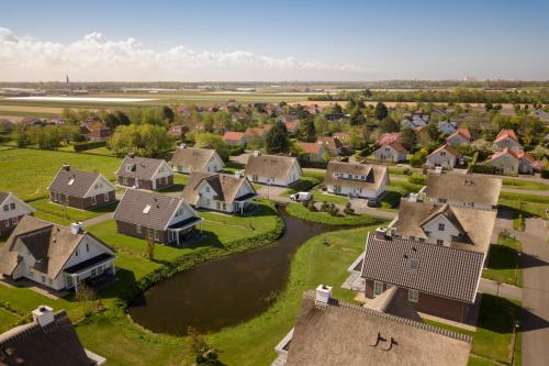 an aerial view of a residential estate at Buitenplaats Witte Raaf aan Zee in Noordwijk