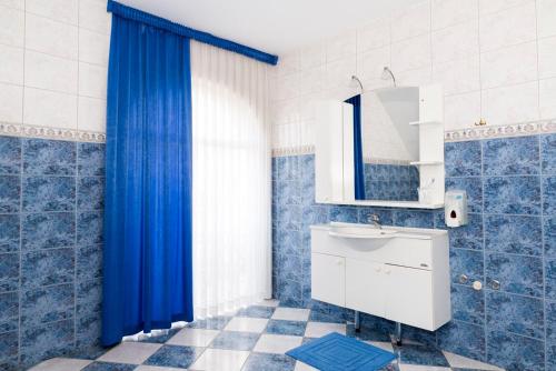 A bathroom at Vila Šiftar