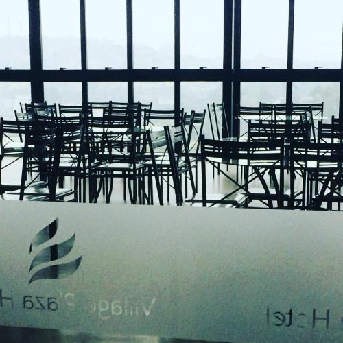 Village Plaza Hotel – Photos 2