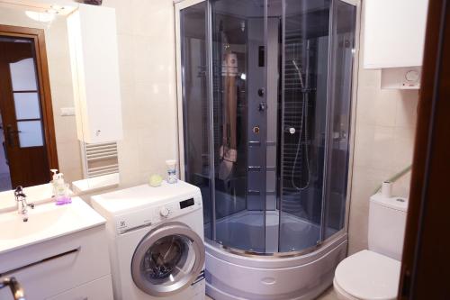 Ένα μπάνιο στο VILLA 619