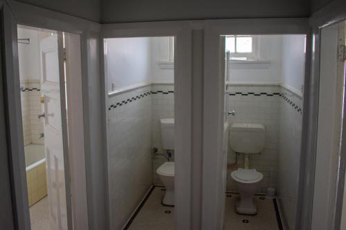 Un baño de Castlereagh Hotel