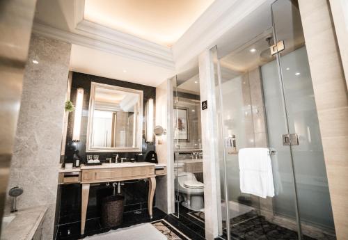 Ein Badezimmer in der Unterkunft C&D Hotel Fuzhou