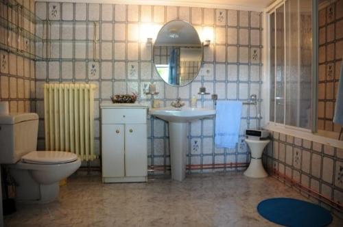 Et badeværelse på La Huerta del Rivero