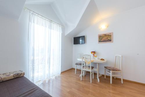 Villa Adria Apartments