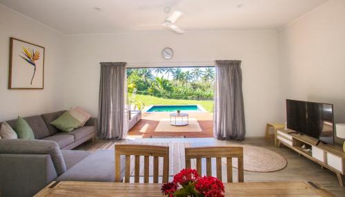Μια τηλεόραση ή/και κέντρο ψυχαγωγίας στο Keanas Home