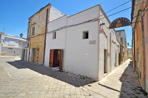 Corte dei Marzani by Salento Affitti