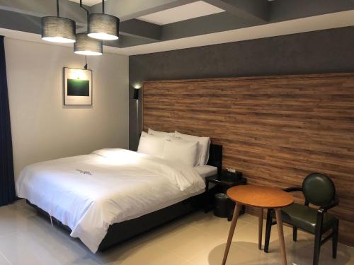 Llit o llits en una habitació de Royal Hotel Jeongeup