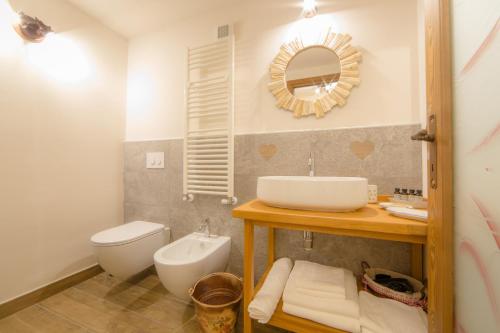Et badeværelse på Maison Julie-lungo la via Francigena