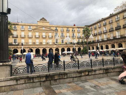 Apartamento minimalista en el corazón de Bilbao