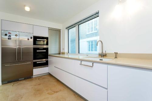 Veeve - Mews and Majesty in Mayfair – Ffotograffau 4