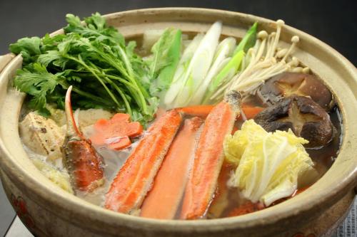 旅館の敷地内または近くでの食事または食べ物