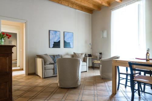 ミラノにあるAscanio Sforza - Suites & Apartmentsのギャラリーの写真