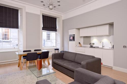 A seating area at Destiny Scotland - Hill Street Apartments