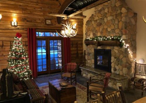 Χώρος καθιστικού στο Finger Lakes Lodging