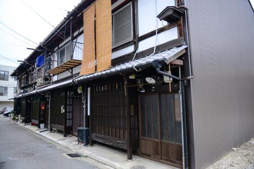 Nishioji KADO 西大路 角 わんちゃんと泊まれるお宿