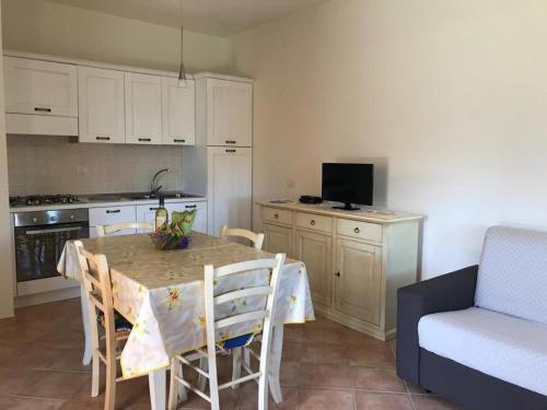 Kuchyň nebo kuchyňský kout v ubytování Residence Arruli