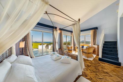 Cama ou camas em um quarto em Hotel Luna Lughente
