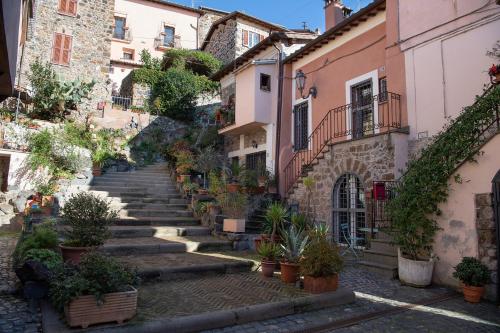 Photo de la galerie de l'établissement Hotel Borgo Vistalago, à Trevignano Romano