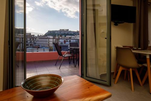 Central Stay Athens Psyri