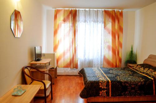 Llit o llits en una habitació de Hotel Orizont Suceava