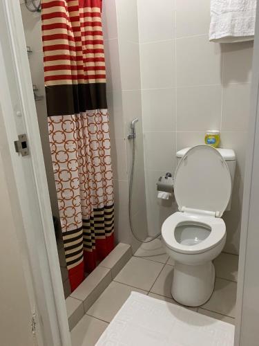 Koupelna v ubytování Breezy Tagaytay Condo