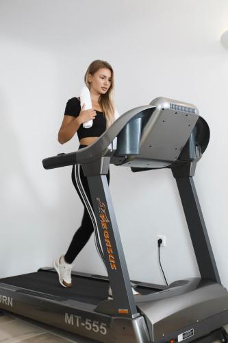 Fitness centrum a/nebo fitness zařízení v ubytování Santorini Princess Presidential Suites