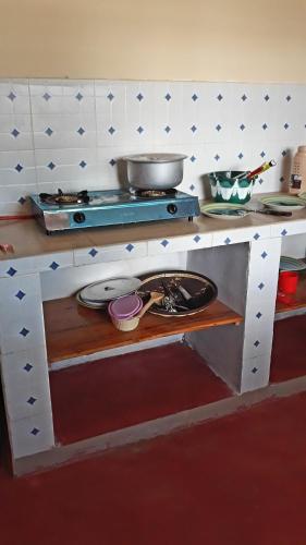 Nhà bếp/bếp nhỏ tại Mgeni Homestay