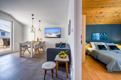 Postel nebo postele na pokoji v ubytování Apartments Tomislav