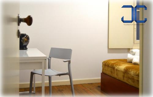 Market Place (with 2 Bedrooms) by JC