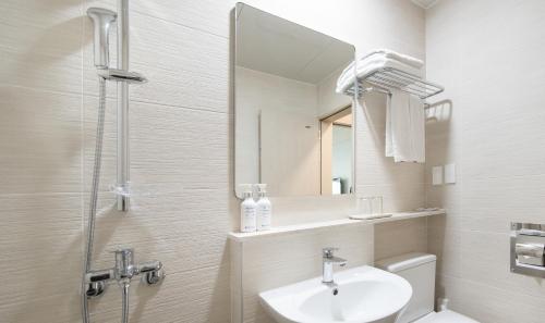 Ванная комната в Jeju Palace Hotel