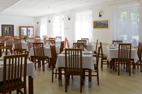 Εστιατόριο ή άλλο μέρος για φαγητό στο Hotel Kelep