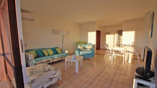 Superbe appartement 2 chambres avec vue mer exceptionnelle au coeur de Sainte-Maxime - Les Pins Dorés