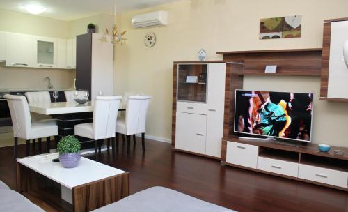 Kuchyň nebo kuchyňský kout v ubytování Apartment MEL II