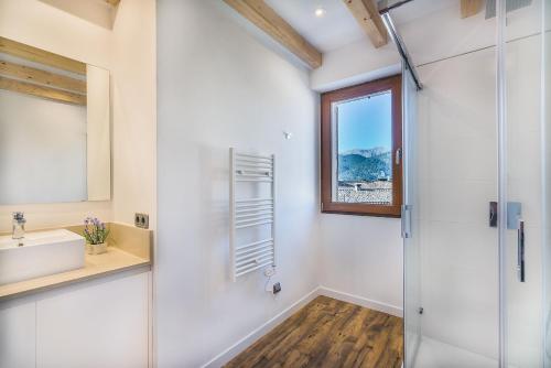 A bathroom at Townhouse Can Coa by SunVillas Mallorca