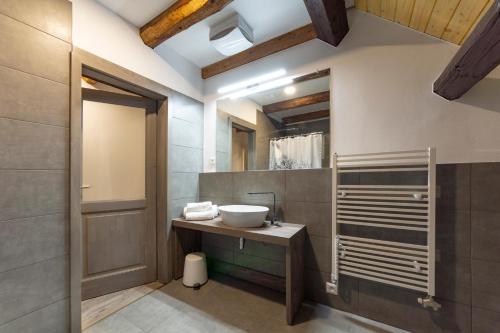 Koupelna v ubytování Hotel pod Kapličkou
