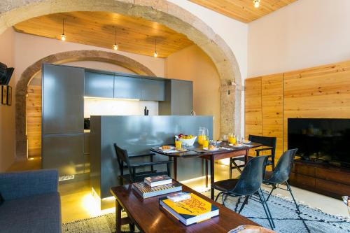 ALTIDO Santa Catarina Deluxe Apartments, Amadora, Portugal