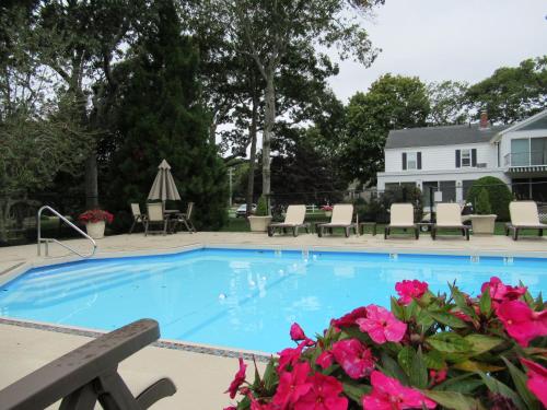 Piscina di Falmouth Heights Motor Lodge o nelle vicinanze
