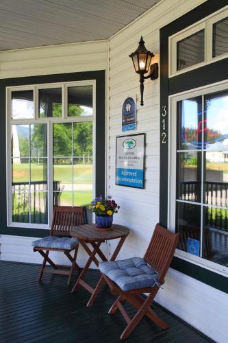 Fotografie z fotogalerie ubytování Courthouse Inn Revelstoke v destinaci Revelstoke