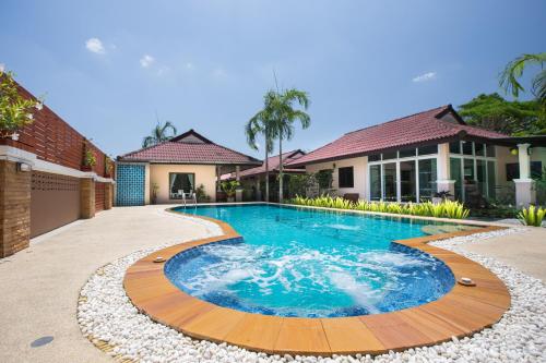 A piscina localizada em Ao Nang, Bang-On Resort ou nos arredores