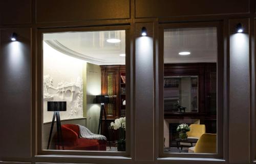 Hotel Ducs de Bourgogne photo 44