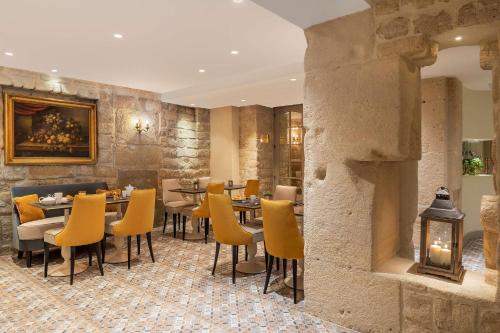 Hotel Ducs de Bourgogne photo 20