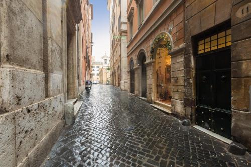 Pantheon Romantic Loft