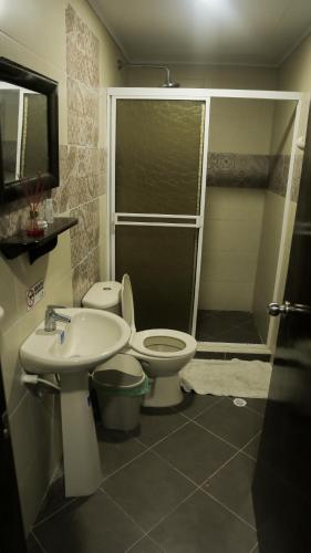 Bilik mandi di Inn Bless Aparthotel