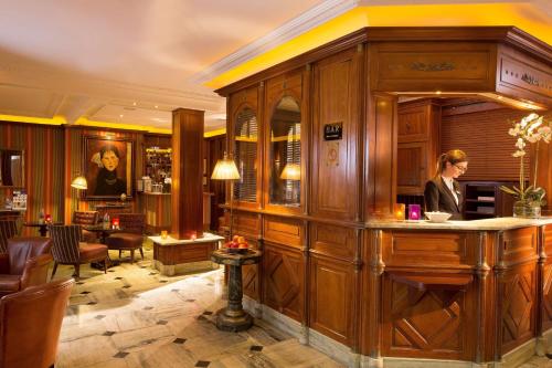 Επισκέπτες που μένουν στο Best Western Premier Trocadero La Tour