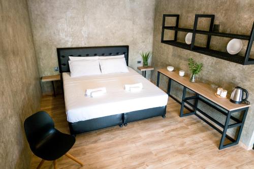 Ein Bett oder Betten in einem Zimmer der Unterkunft Sweed Dreams Hotel
