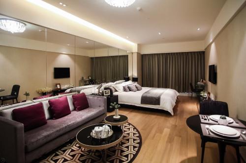 Gallery image of EFC Oakmade Service Apartment in Hangzhou