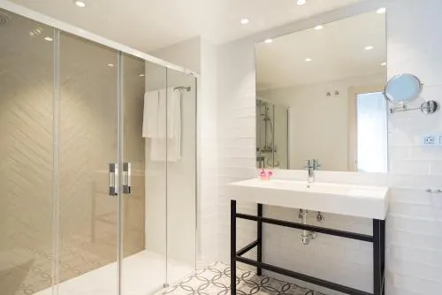 Tandem Soho Suites photo 7